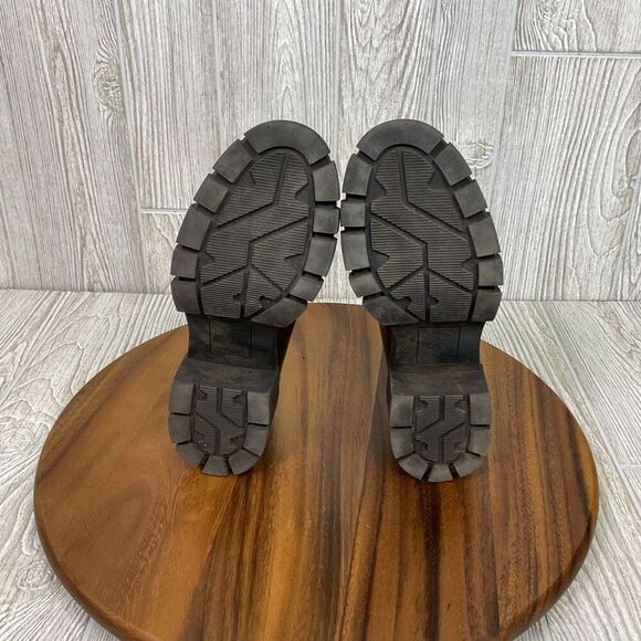 Crown Vintage Women's Size 8.5M Embossed Faux Leather Platform Loafers Green - Picture 7 of 10